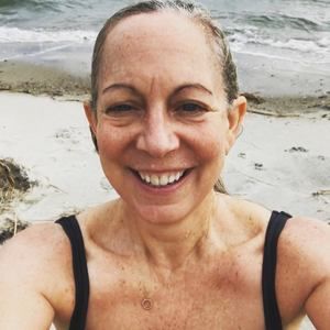 Meet your Posher, Leora